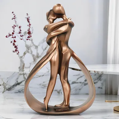 Productafbeelding van Standbeelden Aanhankelijk Paar - Beeldjes Decoratie - Sculptuur Hars - Beelden Voor Binnen - Romantisch Koppelbeeldje - Elegant Design - Beeldje