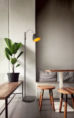 Productafbeelding van Design vloerlamp Archibald antraciet