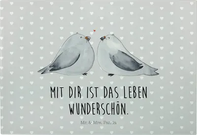 Produktbild von Mr. & Mrs. Panda Schneidebrett Turteltauben Liebe - Grau Pastell - Geschenk, schneidbrett, Freundin, Frühstücksbrett, Hackbrett, Verliebt, Vesperplatte, glücklich