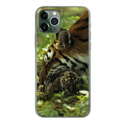 Produktbild von MuchoWow® Handyhülle Schutzhülle Hülle für iPhone 11 Pro Tiger - Pflanzen - Jungtier Silikon Softcase Handy Hülle - Handy
