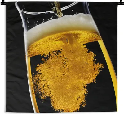 Produktbild von MuchoWow® Wandteppich Wandbehang Bier wird in ein Bierglas gegossen 150x150 cm Tapisserie Dekoration Wandtuch - Wohnaccessoires - Modernes