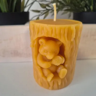 Obrázok produktu pre Včelí vosková sviečka okrúhla medvedík sviečka 8 cm