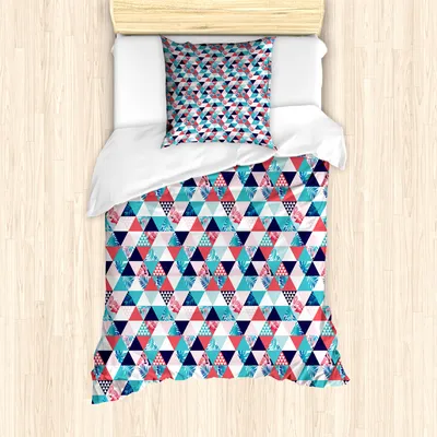 Produktbild von ABAKUHAUS Flamingo Mantele, Triangles Strand Mosaic, Milbensicher Allergiker geeignet mit Kissenbezügen, 135 cm x 200 cm - 80 x 80 cm, Mehrfarbig
