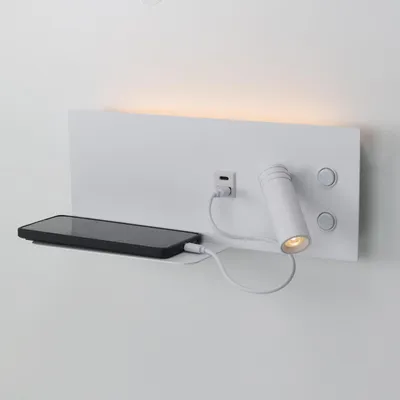 Immagine prodotto di lampada da parete 7W + faretto orientabile 3W, con connessione USB e tipo C, interruttore, luce 2700K, faretto destro, metallo bianco