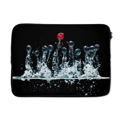 Produktbild von MuchoWow® Laptop Hülle 13 Zoll Beeren - Wasser - Schwarz - Obst - Himbeere Laptoptasche - Laptophülle - Sleeve - Rundumschutz