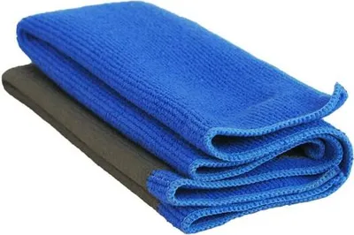 Productafbeelding van sempre CL3230-B, grote Clay Cloth (klei doek), speciale doek voor het reinigen van lak. Afmetingen: 32x30 cm. Vervangt elke reinigingspasta of klei. Ideaal voor professionals die auto's detailleren en auto's voorzien van folie