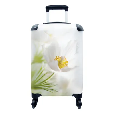 Produktbild von MuchoWow® Koffer Handgepäck Trolley Rollkoffer Kleine Reisekoffer mit 4 Rollen - Blumen - Weiß - Gelb - Cabin Size < 55x40x23 cm & 55x40x20 cm - Fotokoffer - Kabinenkoffer - Boardgepäck - Reise-Box - Reisekoffer - Reisegepäck - Koffer mit Bild - Trolley für Kinder