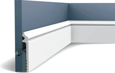 Obrázek produktu pro Podlahová lišta Orac Decor LUXXUS SX186 styl klasický 2 m