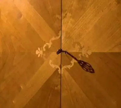 Produktbild von Schrank Holz Möbel Schlafzimmer Schränke Klassisch Stil Kleiderschrank