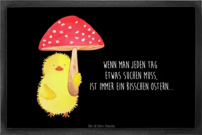 Produktbild von Mr. & Mrs. Panda fußmatte Küken Fliegenpilz 40 x 60 cm - Schwarz - Geschenk, Glückspilz, Ostergrüße, Frohe Ostern, bodenmatte, Schuhabstreifer, Sauberlaufmatte