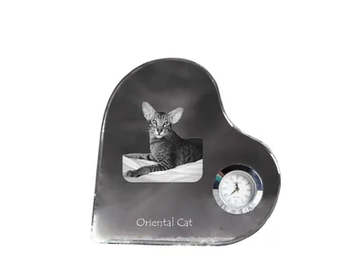 Produktbild von Orientalische Katze - Kristalluhr mit Katzenbild, Herzregal-Uhr, personalisierte Standuhr von Art-Dog.