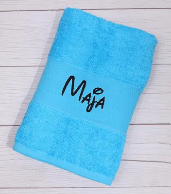 Produktbild von Personalisiertes Duschtuch 70 x 140 cm mit Namen und Wunschtext – besticktes Handtuch Turkis mit Bordüre, 500 g/m²