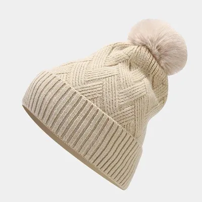 Immagine prodotto di Set protettivo invernale in maglia a tre pezzi (beige)