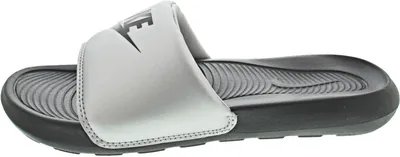 Produktbild von Nike W Victori One Slide CN9677006 (36.5/black-black-metallic silv)