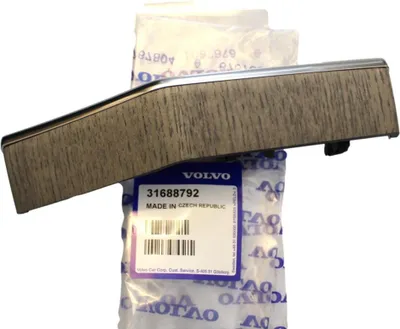 Produktbild von VOLVO XC90 II linke Armaturenbrettverkleidung OE 31688792