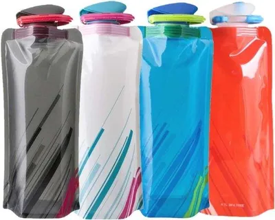Produktbild von Famanu Wasserflaschen Set 700 ml - Faltbar und Wiederverwendbar