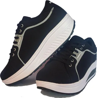 Produktbild von Fit Walk Sneaker mit Rockersohle schwarz 37