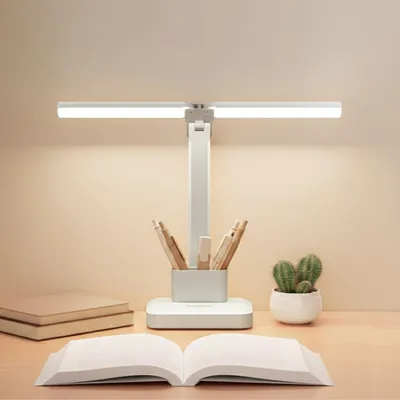 Produktbild von LED Schreibtischlampe dimmbar mit Akku – Doppelarm, 3 Lichtfarben, 10 Helligkeitsstufen, USB-C, kabellose Tischlampe für Büro & Lesen