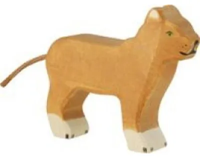 Produktbild von Holztiger Holz Löwin Spielfigur handgefertigt und nachhaltig