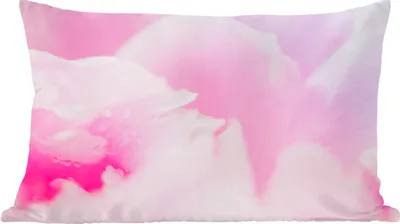 Produktbild von MuchoWow® Zierkissen Sofakissen Wohnzimmer Dekokissen 50x30 cm Nahaufnahme der Blütenblätter der rosa Pfingstrose - Wohnzimmerdekoration - Polster mit Photo