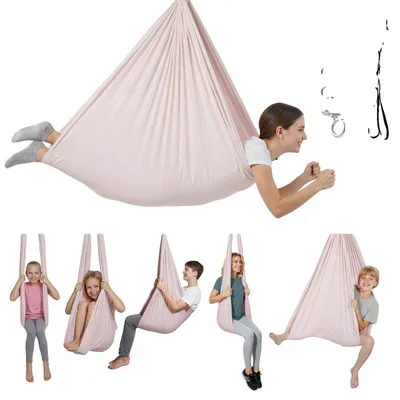 Produktbild von VEVOR Aerial Yoga-Hängematte, 136,07 kg Tragfähigkeit, Aerial-Seide, Yoga-Schaukel mit Nylonstoff, PE-Reißverschlusstasche für Eltern-Kind-Interaktion, Stärkung der Muskeln & Verbesserung der Praxis, Hängematten- und Schaukelkombination, Einheitliches Grau-Rosa