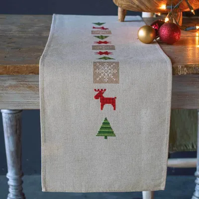 Produktbild von Vervaco Kreuzstich-Stickerei-Set "Karierte Weihnachtsbäume", 29x102cm