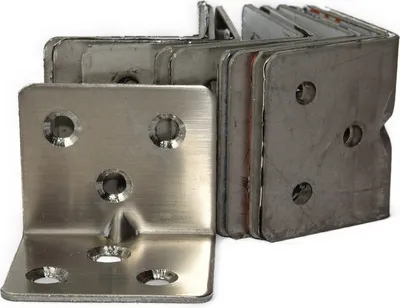 Produktbild von Edelstahl Winkel 30x30x38mm (VE 10 Stück) Var2 Lochwinkel Montagewinkel