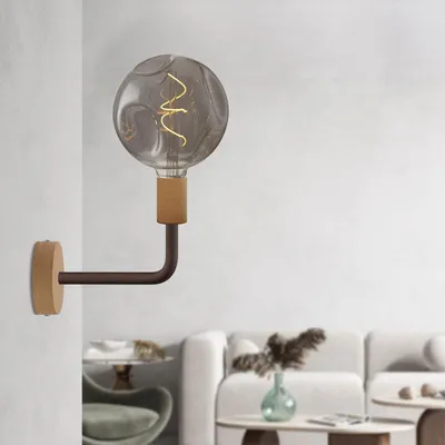Image de Lampe Fermaluce Elle en bois avec ampoule Bumped