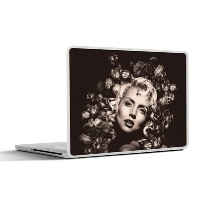 Produktbild von MuchoWow® Laptop Aufkleber Sticker Cover Frau - Schwarz - Weiß - Blumen 30x22 cm - Laptop-Sticker