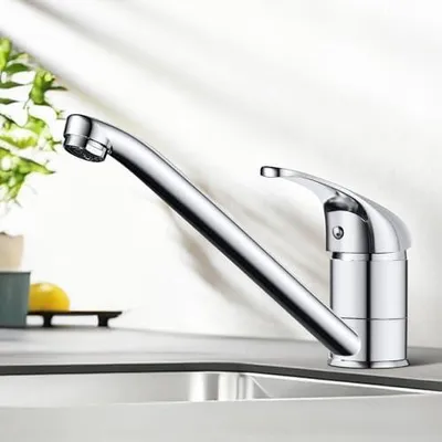 Produktbild von Wasserhahn Küche, Küchenarmatur 360° Schwenkbar, Einhebel Mischbatterie Küche, Spültischarmatur Küche mit Keramikkartusche, Edelstahl, Chrom