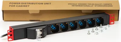 Immagine prodotto di Link Multipresa elettrica 6 prese universali rossa con interruttore magnetotermico