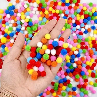 Zdjęcie produktu dla Pompony kolorowe filcowe 2000 sztuk 10 mm do rękodzieła dla dzieci
