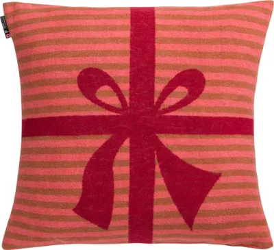 Produktbild von Kissen mit Füllung Geschenk Farbe Bordeaux Rot 45x45cm von David Fussenegger