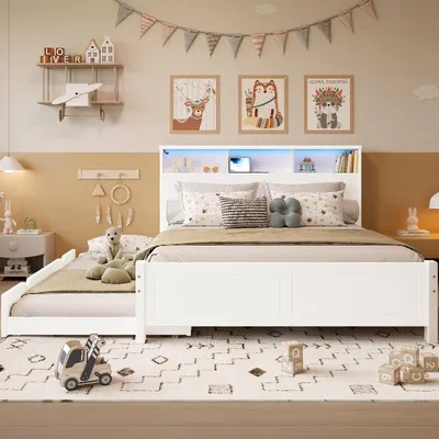 Zdjęcie produktu dla Łóżko platformowe 120x200 cm, białe, wykonane z drewna sosnowego, MDF i sklejki, z wysuwanym łóżkiem 90x190, listwą LED i gniazdkiem elektrycznym, do sypialni