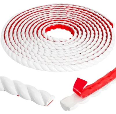 Produktbild von Dekorative Leiste – Flexible Profilleiste – Selbstklebende Wanddekoration – PVC – Weiß – 2,7 m Länge