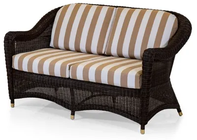 Produktbild von Casa Padrino Luxus 2er Gartensofa Dunkelbraun / Weiß / Braun 140 cm