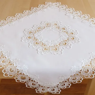 Produktbild von Tischdecke INES Spitzenbordüre Vintage weiß Polyester 85 x 85 cm