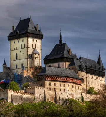 Produktbild von Fototapete - Karlstejn 225x250cm - Vliestapete