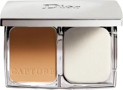 Produktbild von Christian Dior, Capture Totale, Langanhaltende, kompakte Grundierung, 30, mittelbeige, 11 g