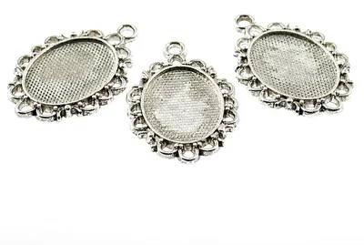 Produktbild von Vintageparts Fassungen oval Metalllegierung antik Silber 18 x 13 mm, 4 Stück
