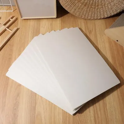 Produktbild von 10 Stück Beige Kunststoffplatten für Bastelarbeiten mit Leerem Design