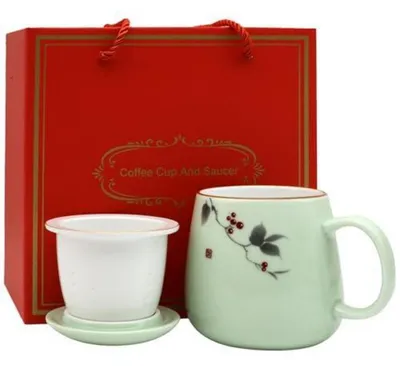 Produktbild von Porzellan Teetasse 3er Set Geschenkbox mit Deckel und Sieb Hellgrün