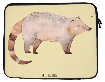 Produktbild von Mr. & Mrs. Panda Laptop Tasche Nasenbär 33 x 42 cm - Gelb Pastell - Geschenk, Case, Rüsselbär, Lustige Sprüche, Nasenbären, Laptoptasche, Notebook, Sleeve, Bär, Hülle