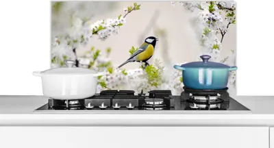 Produktbild von KitchenYeah®  Spritzschutz Küche - Küchenrückwand - Wandschutz für Herd und Spüle - Vogel - Kohlmeise - Blumen - Blütenbaum 90x45 - Alu-Dibond (Alternative zum Spritzschutz aus Glas) - Hitzebeständig