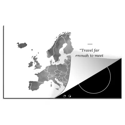 Obrázok produktu pre MuchoWow® Krycia doska sporáka - Indukčná ochrana - 80x52cm Mapa Európy v sivej akvarelovej farbe s citátom "Cestuj tak ďaleko, aby si stretol sám