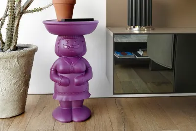 Produktbild von Moderner Design-Tisch 60cm Nachhaltig Slide Bar Restaurants Amanda - Fucsia