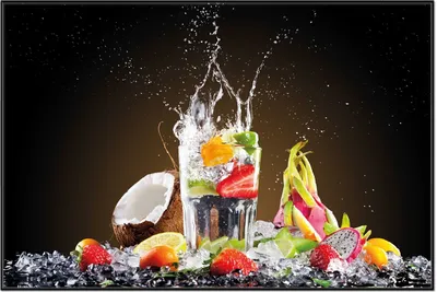 Produktbild von Wallario Wandbild Tropische Früchte in einem erfrischenden Drink, Größe: 61 x 91,50 cm, Poster mit schwarzem Aluminiumrahmen