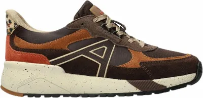 Produktbild von Damen Sneaker Velora Chestnut-Braun aus Veloursleder und Textil mit profilierter Laufsohle, Komfort und Dämpfung.