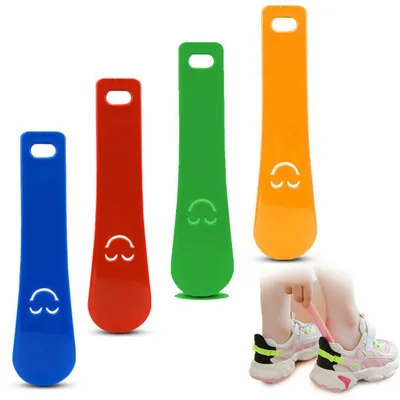 Image de Couvre-chaussures miniatures, lot de 4, en plastique, avec support mural, adaptés à tous les types de chaussures