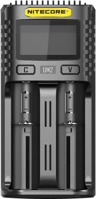 Produktbild von USB-2-Slot-Ladegerät Nitecore UM2 für Li-Ion-, Li-Ion IMR-, NiMH-Akkus (14650,18650,22500)